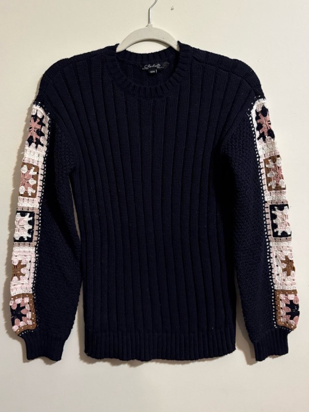 Charlie B crew neck sweater Women’s Medium ‎ w/ crocheted granny square sleeves